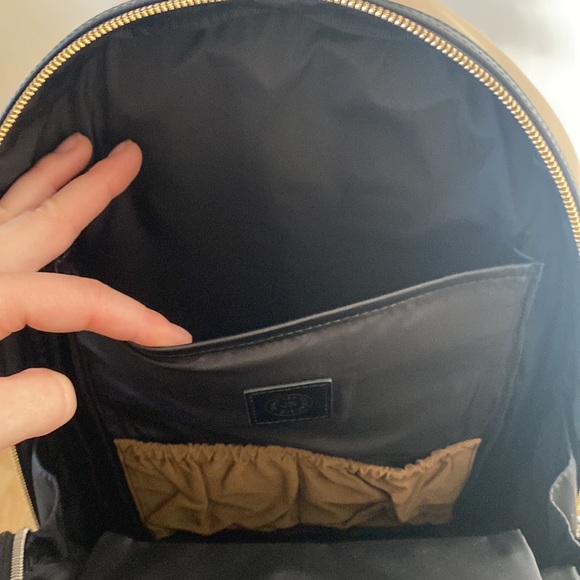 Want Les Essentiels Piper Backpack ✨ two tone zipper x lock x keys - Picture 14 of 17